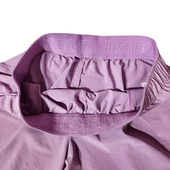 Nike Womens Sz M Short Running Shorts Lightweight Unlined Purple Logo Athleisure - Picture 8 of 11